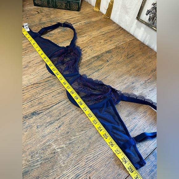 💙 SIMONE PÉRÈLE Embroidered Underwire Bra 38D - Picture 7 of 8